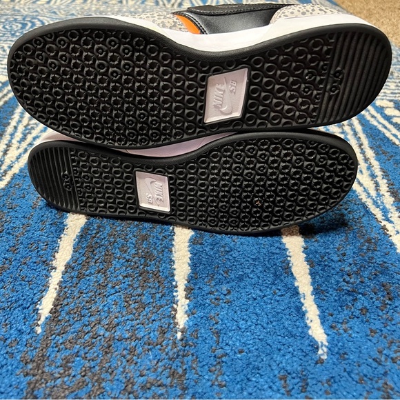 Nike SB GTS Return Safari Premium Cobblestone Black Monarch Sneakers - Picture 5 of 6